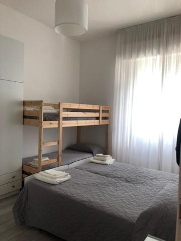 Hotel Oria Римини Екстериор снимка